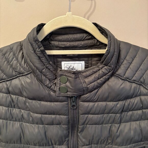 SAKS FIFTH AVENUE Men's PUFFER JACKET Size M in color Anthracite Gray - Picture 3 of 4